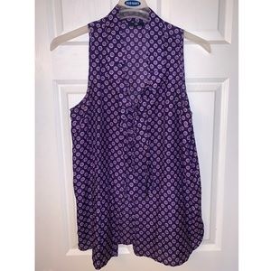 GAP sleeveless blouse with small flower pattern